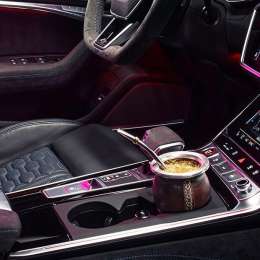 La marca que propone tomar mate en el auto