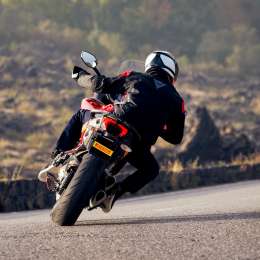 Pirelli: tres diferenciales que transforman la experiencia de conducción de motos