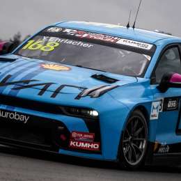 FIA TCR World Tour: Ehrlacher logró una victoria de punta a punta en la primera carrera