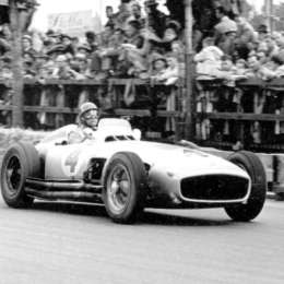 F1: el recuerdo de Mercedes al campeonato de Fangio