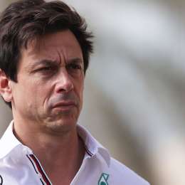 F1: el descuido de Toto Wolff que reveló el nombre del segundo piloto de Mercedes en 2025