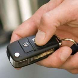 La curiosa y desconocida función que tienen las llaves de los autos modernos