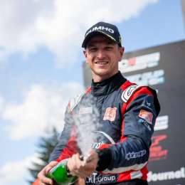 TCR Europe: Girolami analizó su victoria en la 1ra final en Brno: "Es muy bueno para el campeonato"