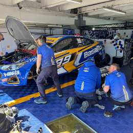 TN: problemas para la dupla Mallo-Canapino: cambio de motor antes de clasificar en Buenos Aires