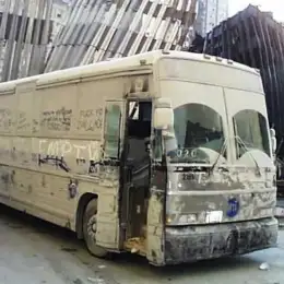 El bus rescatado de las Torres Gemelas