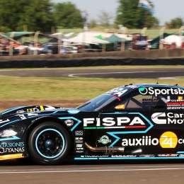 TC: los festejos del equipo LCA Racing por la pole de Santero en Paraná