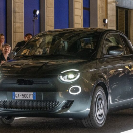 El Fiat 500 se viste a la moda