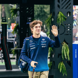 F1: el importante empresario internacional que puso los ojos en Colapinto