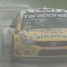 Top Race: el infartante duelo entre Rossi y Di Palma bajo un diluvio y en la última vuelta