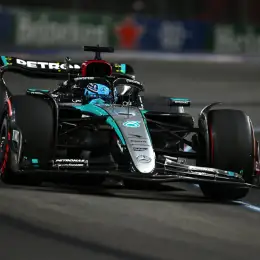 F1: Russell logró la pole y Colapinto se accidentó en la qualy para el GP de Las Vegas