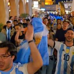 F1: el banderazo argentino en apoyo a Colapinto se hizo sentir en Qatar