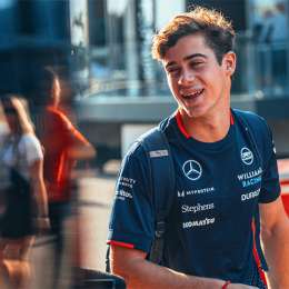 Franco Colapinto tuvo un gran gesto con una pequeña fanática en Argentina