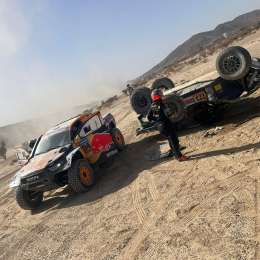 Dakar 2025: Laia Sanz sufrió un vuelco y busca seguir en competencia