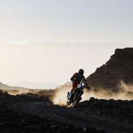 Dakar 2025: Sanders se adjudicó la Etapa 4; Luciano Benavides fue P12 y Kevin P16