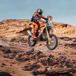 Dakar 2025: Kevin Benavides analizó su rendimiento y felicitó a Luciano por su triunfo en la Etapa 5