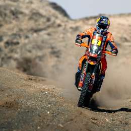 Dakar 2025: Luciano Benavides volvió a quedar en lo más alto en la Etapa 9 en Motos