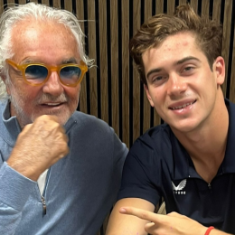 F1: ¡Bienvenido Franco! La foto de Colapinto con Briatore en su primer día en Alpine