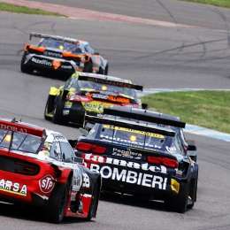 TC: Carinelli presentó el diseño de su Toyota Camry para la temporada 2025