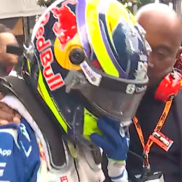 F1: ¡Qué imagen! El consuelo del papá de Lewis Hamilton a Hadjar tras el golpe en Australia