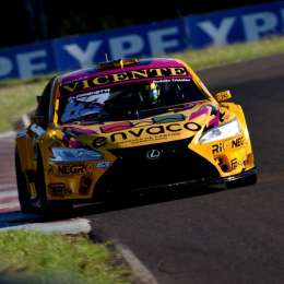 Top Race: Facundo Aldrighetti festejó en Concepción del Uruguay