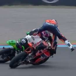 Moto3: ¡Tremenda! La caída de Perrone en la última vuelta de la final en Termas