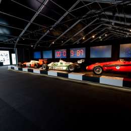 La F1 Exhibition en los ojos de Carlos Cabrera: "Es un viaje por el pasado, el presente y el futuro de la F1"