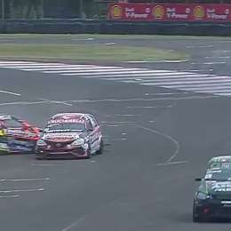 TN APAT: un accidente múltiple dejó varios autos rotos en la final de la Clase 2 en Concordia