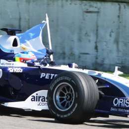 Carburando 65 años: Pechito López giró con el Williams de F1 en los 200 km de Buenos Aires