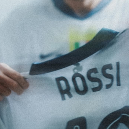 El Inter homenajeó a Valentino Rossi con una camiseta especial