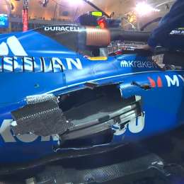 F1: Carlos Sainz se tocó con Yuki Tsunoda y tuvo que abandonar en Bahrein