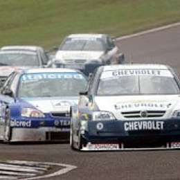 Carburando 65 años: Christian Ledesma campeón del TC2000