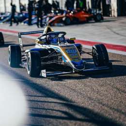 F4 Española: magra jornada para los argentinos en Navarra