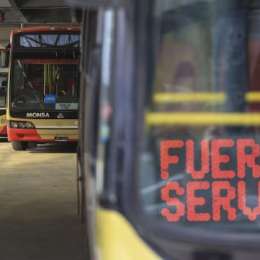 La UTA confirmó el paro de colectivos de 24 horas para el martes 6 de mayo