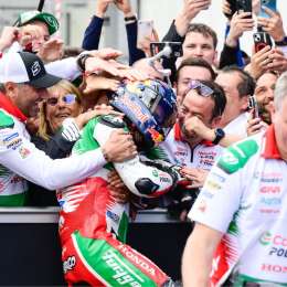 VIDEO: MotoGP: el acrobático festejo de Zarco tras quedarse con el GP de Francia