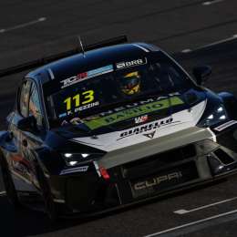 TCR South America: Pezzini remontó y se quedó con la segunda carrera en El Villicum