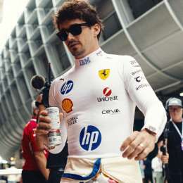 F1: Leclerc presentó el particular diseño de su casco para el GP de Mónaco