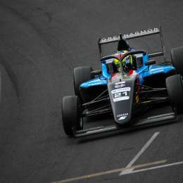 F4 Italiana: Teo Schropp pudo recuperar terreno en la primera carrera de Vallelunga