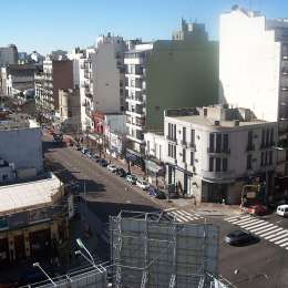 Accidente fatal en Boedo: murió un motociclista que hacía delivery
