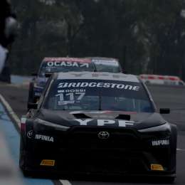 TC2000: ¿Qué diferencias hay entre la Corolla Cross de calle y la de competición?