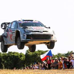 WRC: Ogier ganó y se convirtió en el máximo vencedor en Cerdeña