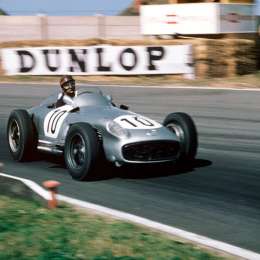 F1: ¡En la memoria! Mercedes homenajeo a Fangio en el aniversario de su nacimiento