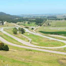Carman y Baca supervisaron los avances de las obras en el autódromo de Balcarce