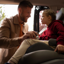 Sólo uno de cada tres niños viaja en silla infantil dentro del auto