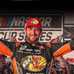 NASCAR: En un final apasionante, Elliot se quedó con la victoria en EchoPark Speedway