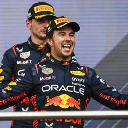 Un piloto de la Fórmula 1 aseguró que "Checo" Pérez tiene "algo en marcha" para regresar a la categoría