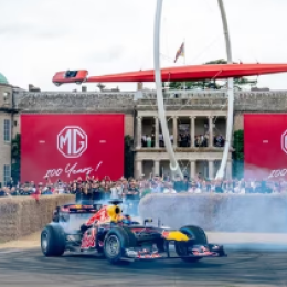 Historia y velocidad: El festival de Goodwood, desde adentro