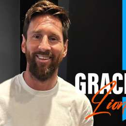 El legado de la grandeza: la Fundación Fangio homenajeó a Lionel Messi con un casco réplica del "Chueco"