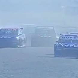 TC2000: el susto de Leo Pernía tras la maniobra con Stang: "Pensé que iba a agarrar a algún auto cruzado en la chicana"