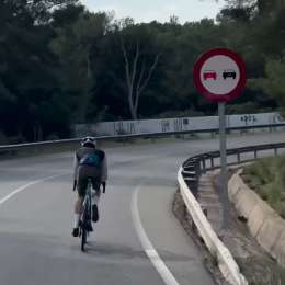 F1: ¡No afloja! Colapinto dejó atrás el golpe en Hungría y volvió al entrenamiento en pleno receso