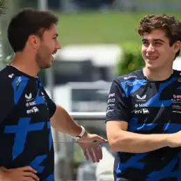 F1: el divertido ida y vuelta entre Colapinto y Gasly sobre sus vacaciones en el receso de verano